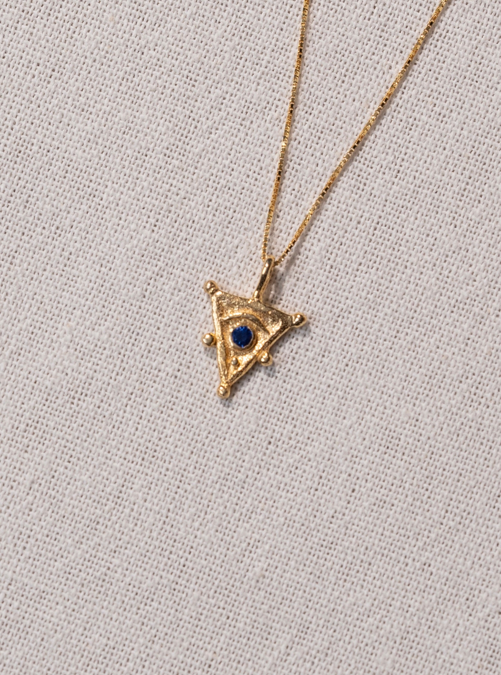 Triangle Safir